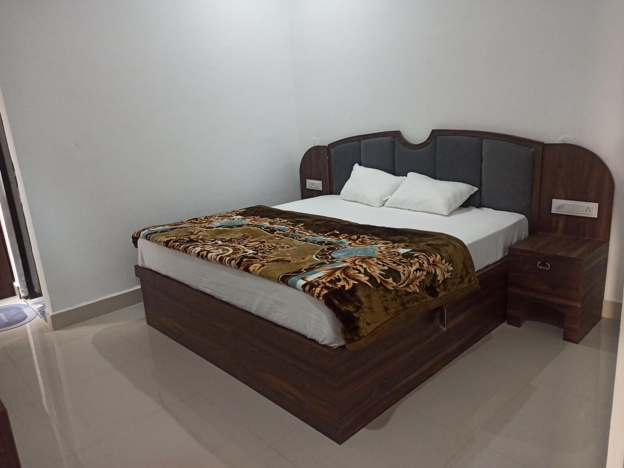 Abhiram Homestay Khajurāho Exterior foto
